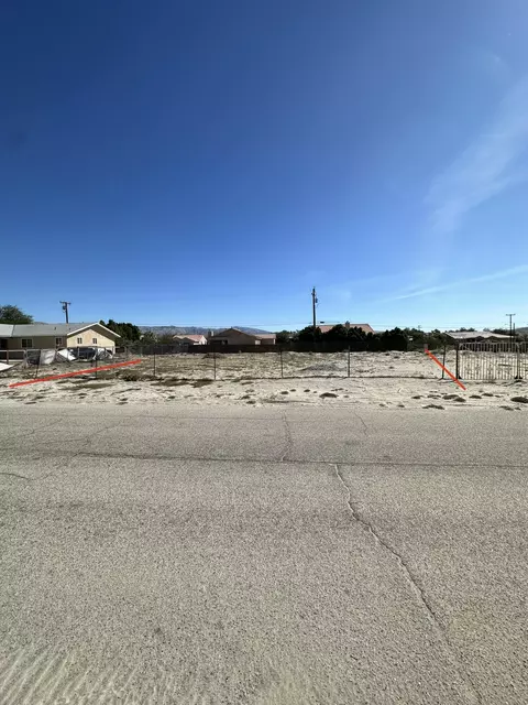 19364 Chuckwalla Trl, Desert Hot Springs, CA 92241