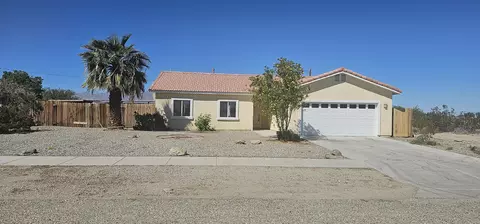 2381 Shore Gem Ave, Thermal, CA 92274