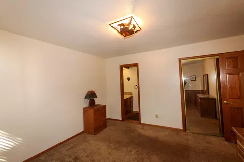 1253 Panorama Dr, Big Bear City, CA 92314 photo 13