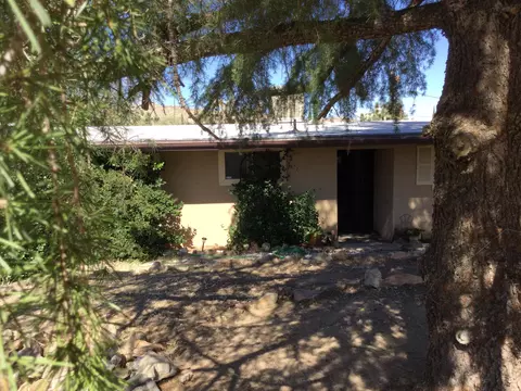 56424 Onaga Trl, Yucca Valley, CA 92284 photo 2