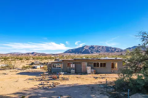 6672 Pinto Mountain Rd, Twentynine Palms, CA 92277