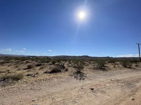 130 Kickapoo Trl, Yucca Valley, CA 92284 photo 12