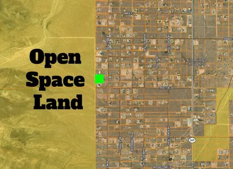 130 Kickapoo Trl, Yucca Valley, CA 92284 photo 2
