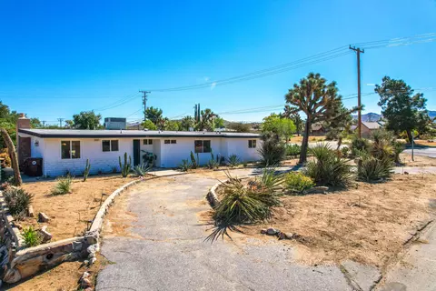 7691 Aster Ave, Yucca Valley, CA 92284 photo 5