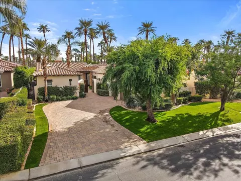 56618 Palms Dr, La Quinta, CA 92253