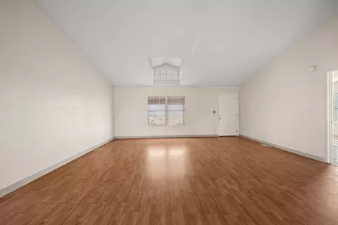 2421 Nueco Ave, Thermal, CA 92274 photo 4