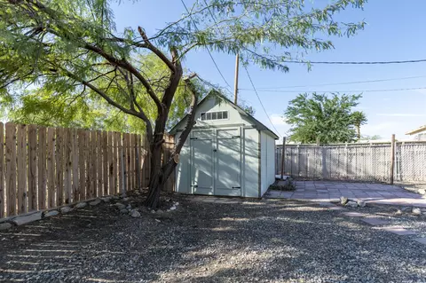 2421 Nueco Ave, Thermal, CA 92274 photo 21