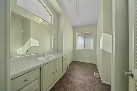 2421 Nueco Ave, Thermal, CA 92274 photo 16