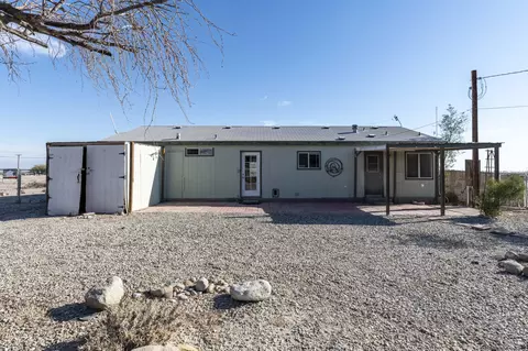 2421 Nueco Ave, Thermal, CA 92274 photo 18