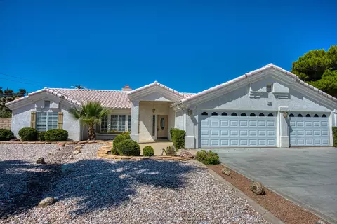 7598 San Remo Trl, Yucca Valley, CA 92284