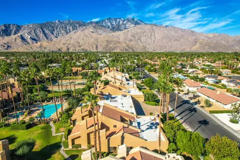 2985 E Avery Dr, Palm Springs, CA 92264