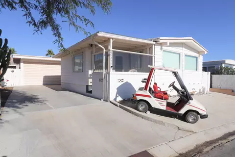 69254 Crestwood Dr, Desert Hot Springs, CA 92241