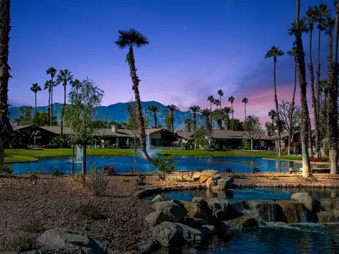 92 Running Springs Dr, Palm Desert, CA 92211