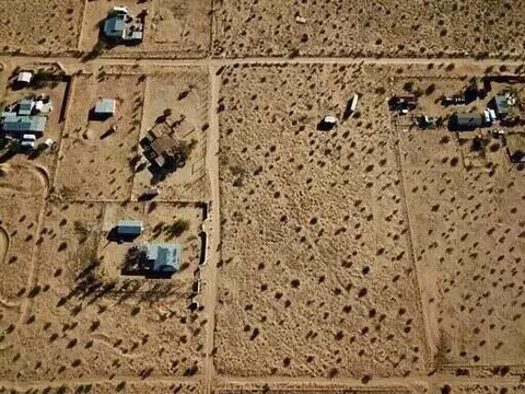 62120 Phillipi Ln, Landers, CA 92285
