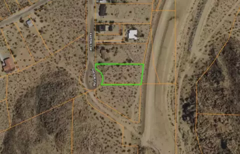 6957 Easterly Dr, Joshua Tree, CA 92252 photo 2