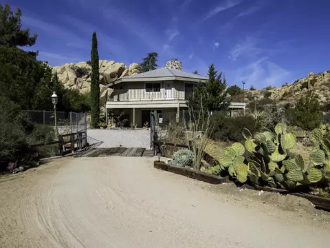5230 Puente Ct, Yucca Valley, CA 92284 photo 3