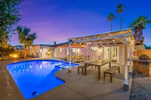 3023 N Bahada Rd, Palm Springs, CA 92262