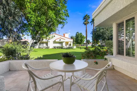 50092 Avenida Vista Bonita, La Quinta, CA 92253