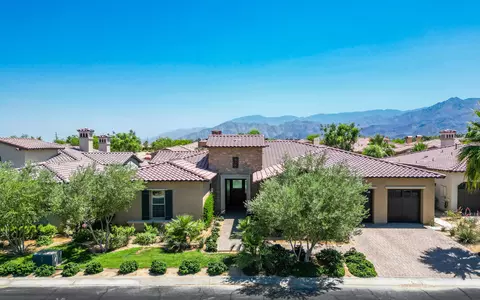 81925 Four Seasons Pl, La Quinta, CA 92253