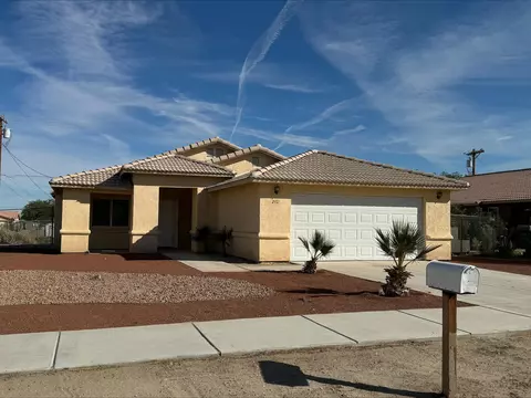 2772 Bach Ave, Thermal, CA 92274