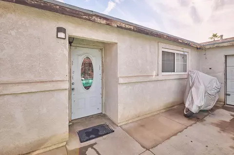 83525 Canary Ct, Indio, CA 92201 photo 2