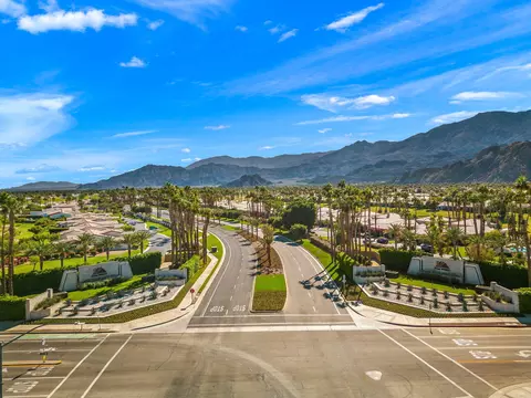 54517 Oakhill, La Quinta, CA 92253 photo 32