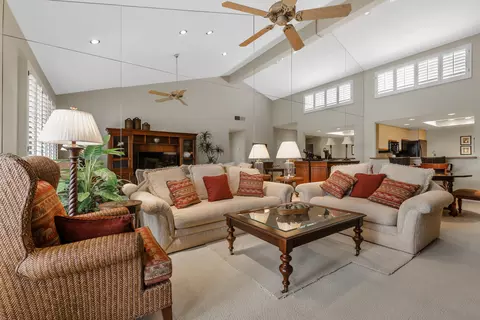 38654 Gladiolus Ln, Palm Desert, CA 92211