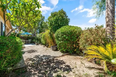 Exterior - 44079 Royal Troon Dr, Indio, CA 92201 photo 8 of 9