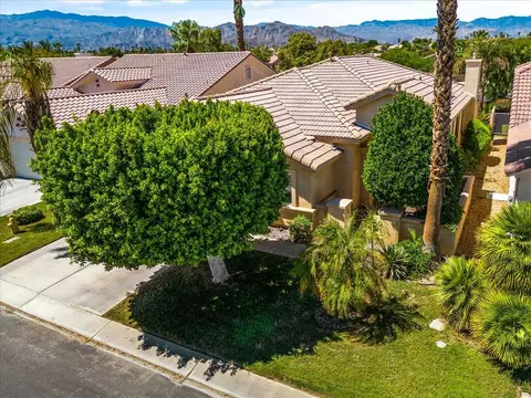 View/Area - 44079 Royal Troon Dr, Indio, CA 92201 photo 2 of 2