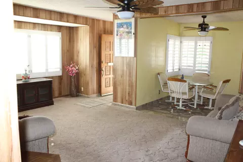 82582 Mountain View Ave, Indio, CA 92201 photo 4