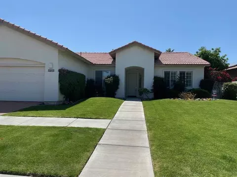 74641 Lavender Way, Palm Desert, CA 92260
