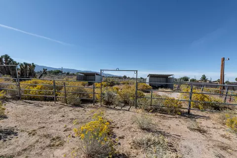 7025 Smoke Tree Rd, Phelan, CA 92371 photo 23