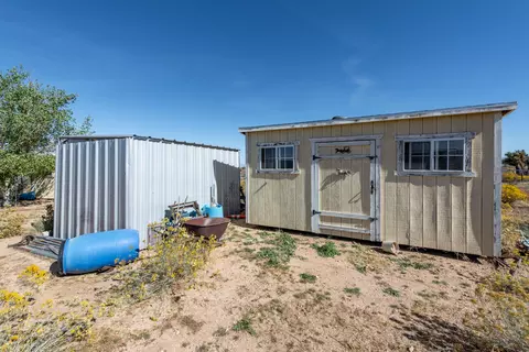 7025 Smoke Tree Rd, Phelan, CA 92371 photo 24