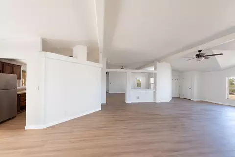 7025 Smoke Tree Rd, Phelan, CA 92371 photo 2