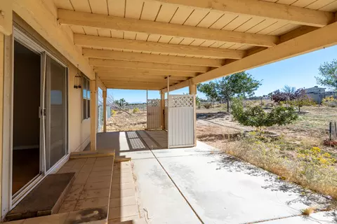 7025 Smoke Tree Rd, Phelan, CA 92371 photo 18