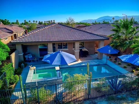 82740 Burnette Dr, Indio, CA 92201 photo 2