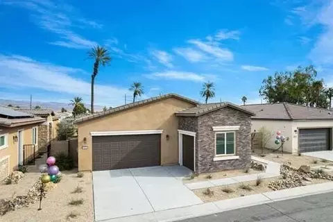 48801 Barrymore St, Indio, CA 92201 photo 3