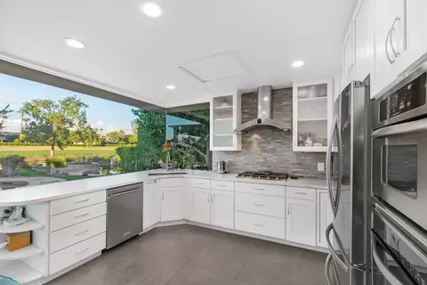 26 Pebble Beach Dr, Rancho Mirage, CA 92270