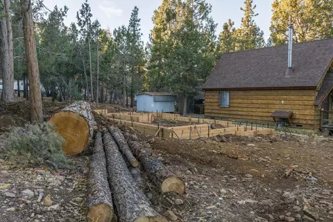 190 Cedar Ln, Sugarloaf, CA 92386 photo 11