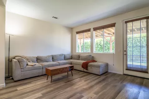 37205 Melbourne St, Indio, CA 92203 photo 9