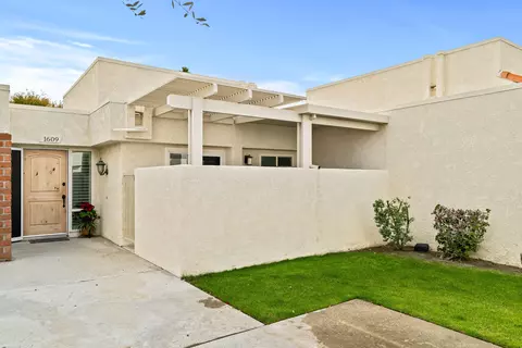 1609 Fairway Cir, Palm Springs, CA 92264