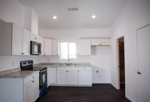 2877 Gram Dr, Thermal, CA 92274 photo 9