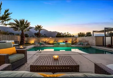 3030 N Avenida Caballeros, Palm Springs, CA 92262