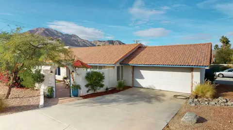 77550 Calle Potrero, La Quinta, CA 92253