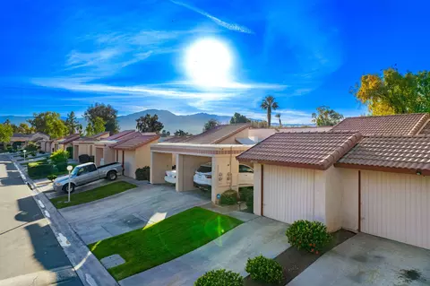 49201 Douglas St, Indio, CA 92201 photo 2