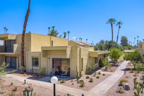 2425 Los Patos Dr, Palm Springs, CA 92264