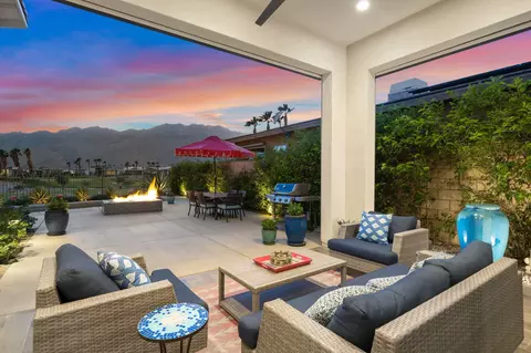 1225 Passage St, Palm Springs, CA 92262