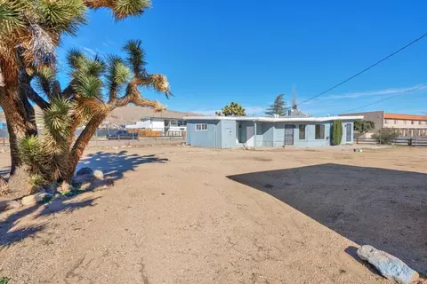 7400 Deer Trl, Yucca Valley, CA 92284 photo 14