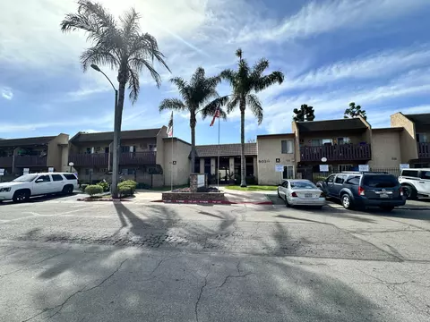 801 S Lyon St, Santa Ana, CA 92705