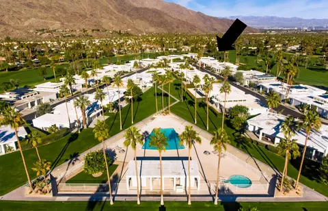 2638 Kings Rd E, Palm Springs, CA 92264